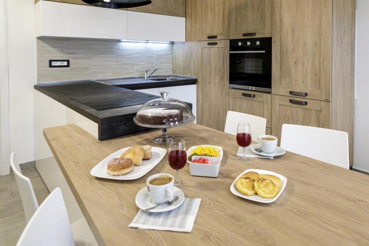 Bandiera 68 Apartment カリアリ エクステリア 写真