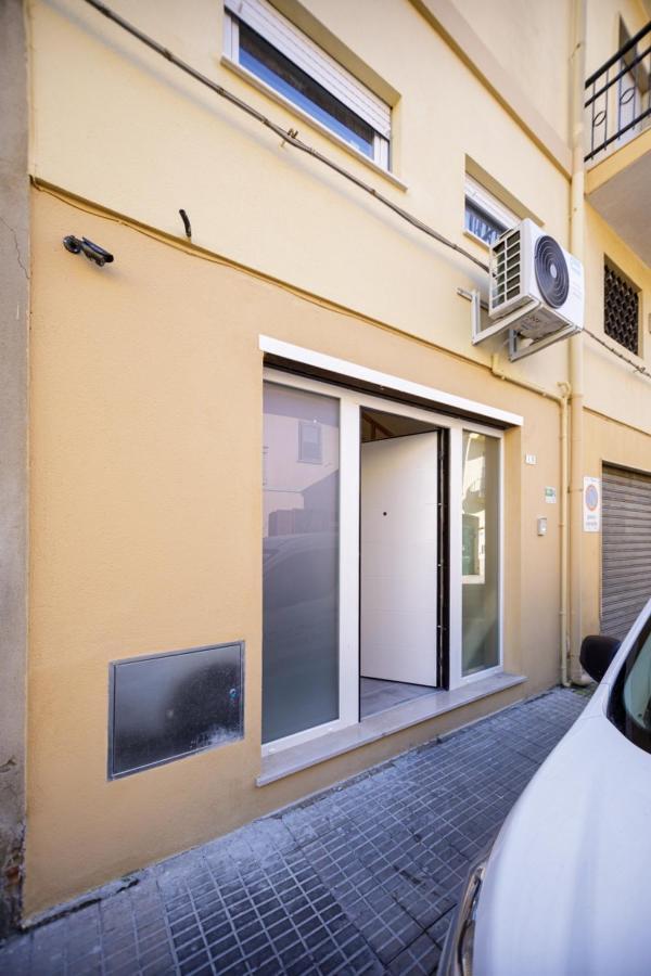 Bandiera 68 Apartment カリアリ エクステリア 写真