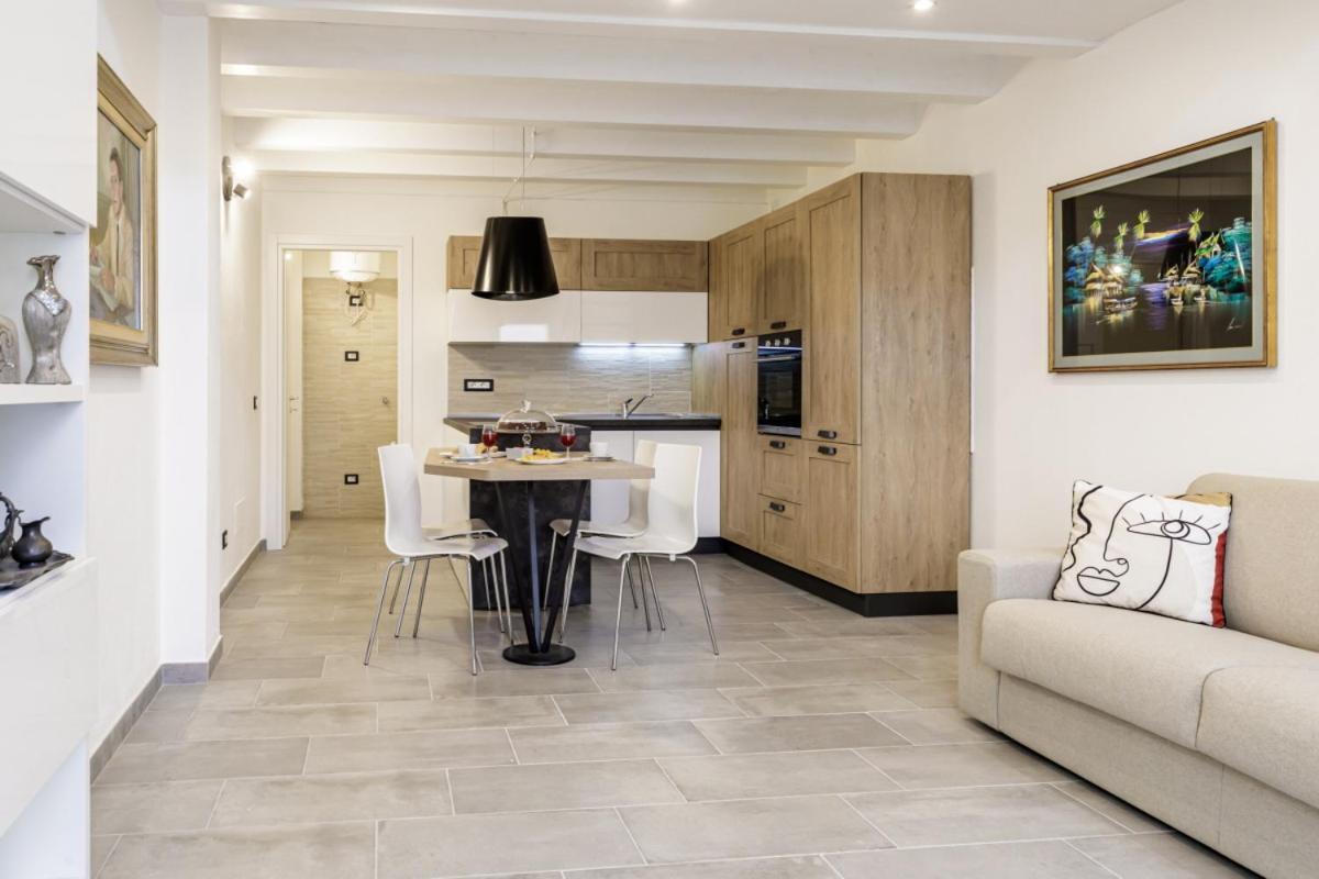 Bandiera 68 Apartment カリアリ エクステリア 写真